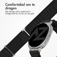 Accezz Nylon Alpine bandje Samsung Galaxy Watch 9 (40/44mm) / Watch 8 (40/44mm) / Classic (46mm) - Zwart