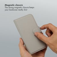 Selencia Olyn Detachable Bookcase with MagSafe Samsung Galaxy S26 - Grey