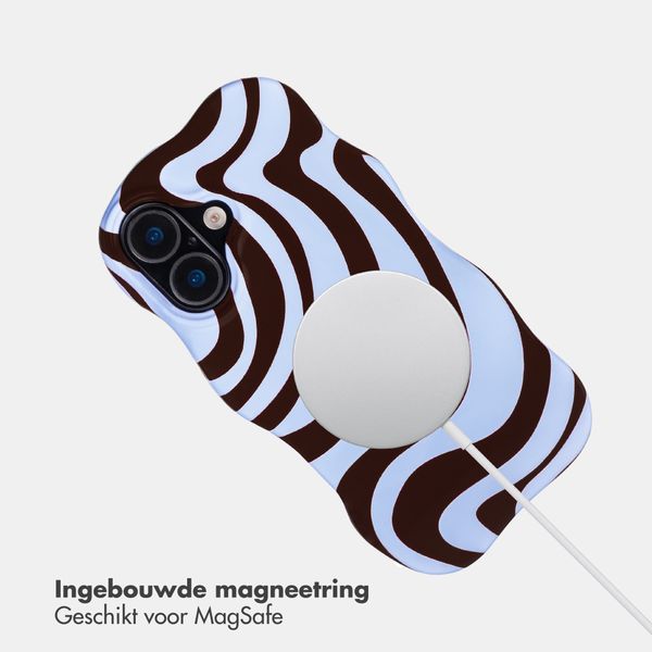 Selencia Vivid Wavy Backcover met MagSafe Apple iPhone 17 - Dream Swirl Chocolate