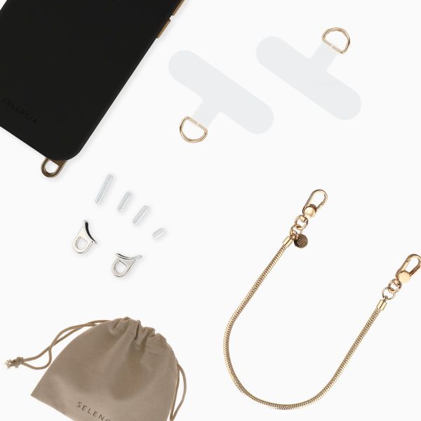 Selencia Rivièra MagSafe Backcover met afneembare haakjes voor de Apple iPhone 15 - Velvet Black + Sleek Chain Polskoord - Gold