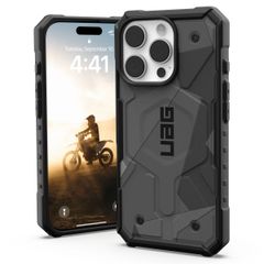 UAG Pathfinder Backcover Apple iPhone 16 Pro - Geo Camo