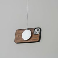 Woodcessories Bumper Case MagSafe iPhone 14 - Walnut