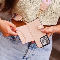 Dutchies MagSafe Backcover met pashouder Apple iPhone 12 (Pro) - Beige