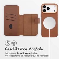 Accezz Leather Bookcase 2-in-1 met MagSafe Apple iPhone 17 Pro Max - Sienna Brown