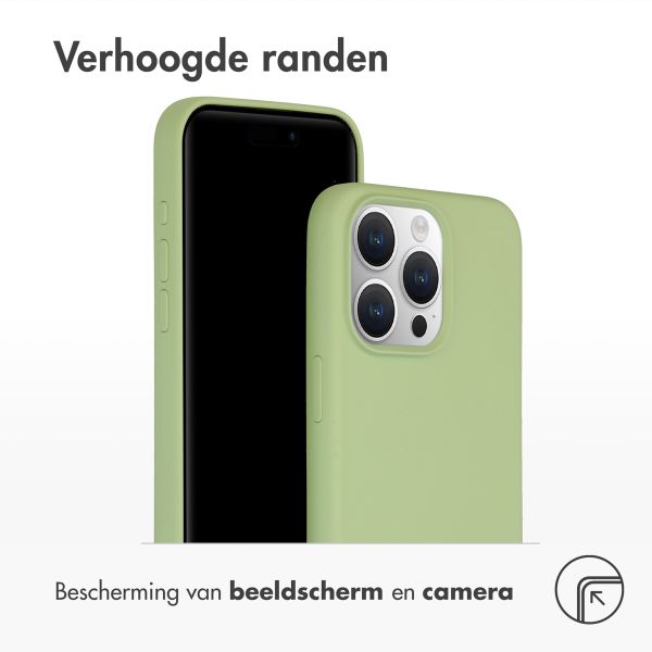 Accezz Liquid Silicone Backcover iPhone 15 Pro Max - Groen