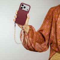 Selencia Rivièra MagSafe Backcover met afneembare haakjes Apple iPhone SE (2022 / 2020) / 8 / 7 - Bold Burgundy