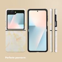 Selencia Vivid Backcover Samsung Galaxy Z Flip 7 - Golden Beige Marble