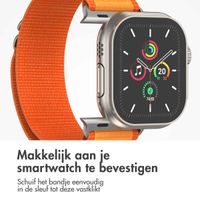 imoshion Nylon Alpine bandje Apple Watch Series 1 t/m 9 / SE (38/40/41 mm) | Series 10 / 11 (42 mm) - Oranje