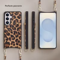 Selencia Nova Telefoonhoes met Koord en Pashouder Samsung Galaxy S26 - Leopard