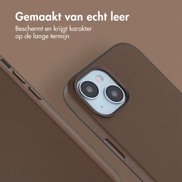 Accezz MagSafe Leather Backcover Apple iPhone 15 - Coffee Brown