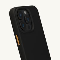 Selencia Rivièra MagSafe Backcover met afneembare haakjes Apple iPhone 15 Pro - Velvet Black