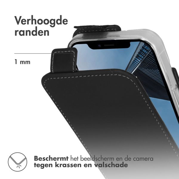 Accezz Flipcase iPhone 14 Plus - Zwart