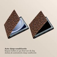 Selencia Sabi Bookcase met panterprint Samsung Galaxy Tab A9 Plus - Mocha Brown