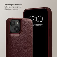 Selencia Nova Telefoonhoes met Koord en Pashouder Apple iPhone 14 / 13 - Bold Burgundy