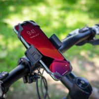 Scosche HandleBar mount - Telefoonhouder fiets - Universeel - 360 graden draaibaar - Zwart