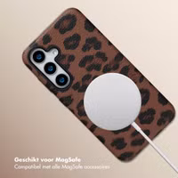 Selencia Sabi Backcover Panterprint met MagSafe Samsung Galaxy S25 - Mocha Brown
