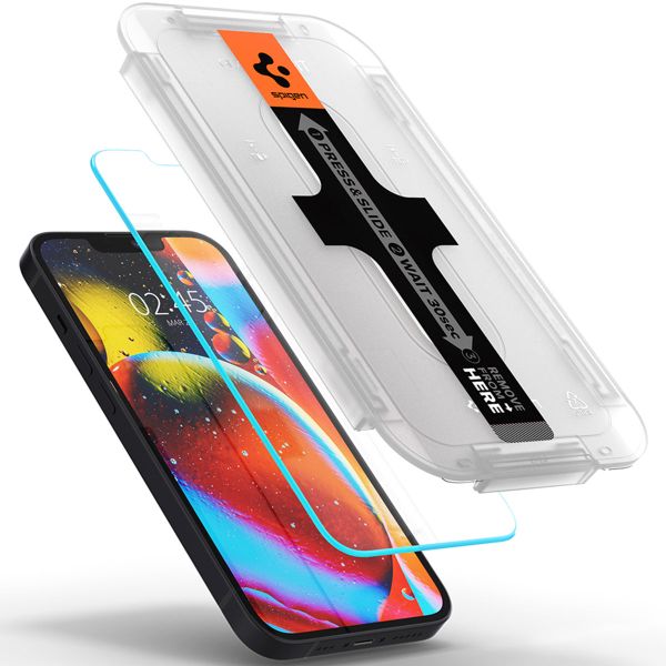 Spigen GLAStR EZ Fit Screenprotector 2 Pack + Applicator Apple iPhone 13 / 13 Pro / 14 / 16e