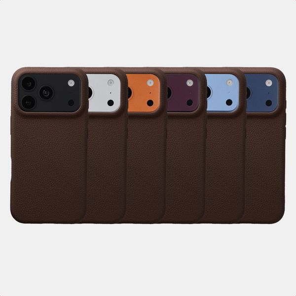imoshion Texture Backcover Apple iPhone 18 Pro / 17 Pro - Donkerbruin