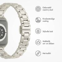 Selencia Slim Steel schakelbandje Apple Watch Series 1 t/m 9 / SE (38/40/41 mm) | Series 10 / 11 (42 mm) - Sterrenlicht