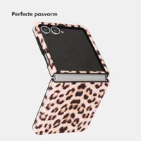 Selencia Vivid Backcover met MagSafe Samsung Galaxy Z Flip 8 - Wild Leo