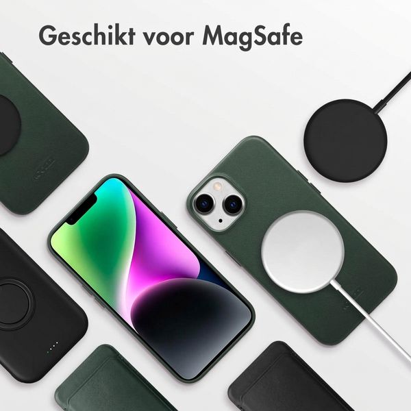 Accezz MagSafe Leather Backcover Apple iPhone 14 - Cedar Green