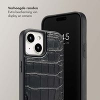 Selencia Nova Croco Backcover met koord en pashouder iPhone 15 - Black