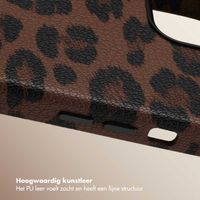 Selencia Sabi Backcover Panterprint met MagSafe Apple iPhone 13 - Mocha Brown