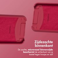 imoshion Color Backcover met afneembaar koord MagSafe Samsung Galaxy S24 / S25 - Red Raspberry