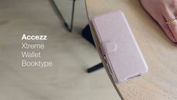 Accezz Xtreme Wallet Bookcase Apple iPhone 14 Plus - Donkerblauw