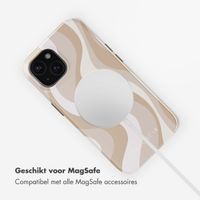 Selencia Vivid Tough Backcover met MagSafe Apple iPhone 15 - Desert Waves Beige