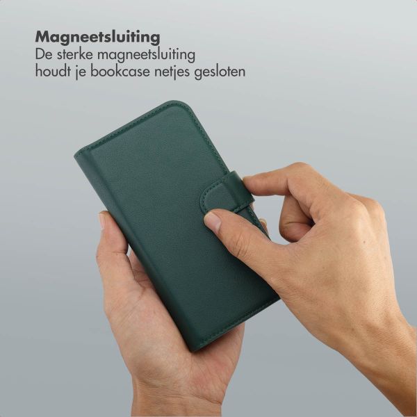 Selencia Olyn Uitneembare Bookcase met MagSafe Apple iPhone 16 - Groen