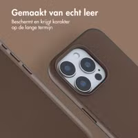 Accezz MagSafe Leather Backcover Apple iPhone 15 Pro - Coffee Brown