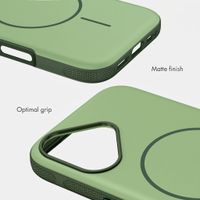 imoshion Colour Back Cover with Thin MagSafe Ring Apple iPhone 16 - Dark Green