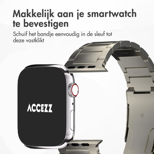 Accezz Mat Titanium bandje Apple Watch Series 1 t/m 9 / SE (38/40/41 mm) | Series 10 / 11 (42 mm) - Titanium