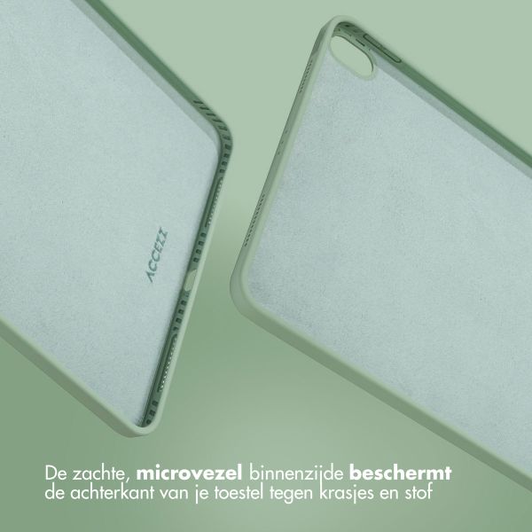 Accezz Liquid Silicone Backcover met penhouder Apple iPad Air 11 inch (2025) M3 / (2024) M2 / Air 5 (2022) / Air 4 (2020) - Lichtgroen