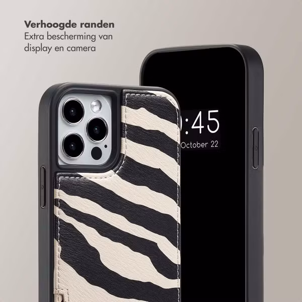 Selencia Nova Telefoonhoes met Koord en Pashouder Apple iPhone 15 - Zazzy Zebra