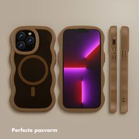 Selencia Wavy Backcover met MagSafe Apple iPhone 13 Pro - Mocha Brown