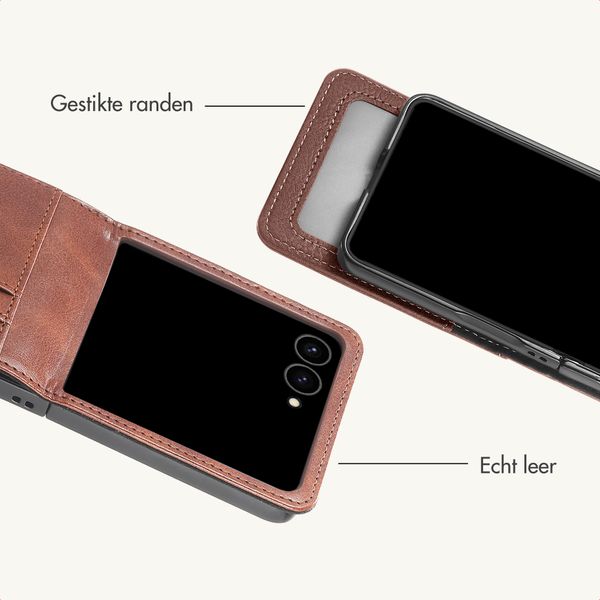 imoshion Luxe Bookcase Samsung Galaxy Z Flip 8 - Donkerbruin