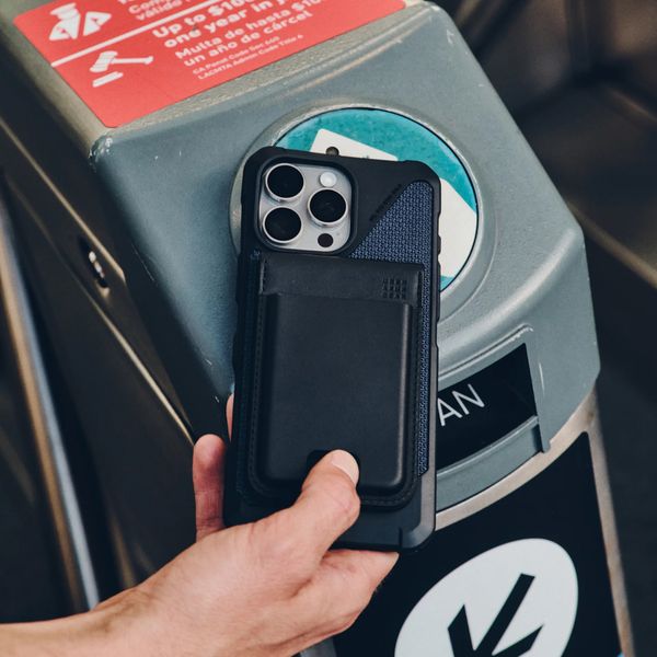 UAG Metropolis Vegan Leather Wallet MagSafe - Kaarthouder - Zwart