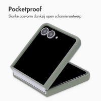 Accezz Liquid Silicone Backcover met MagSafe Samsung Galaxy Z Flip 8 - Cooper Green