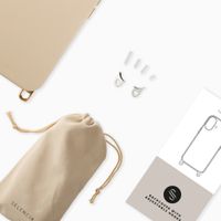 Selencia Rivièra MagSafe Backcover met afneembare haakjes iPhone 12 / 12 Pro - Milky Latte