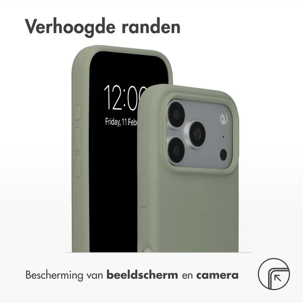 Accezz Liquid Silicone Backcover met MagSafe Apple iPhone 18 Pro / 17 Pro - Cooper Green