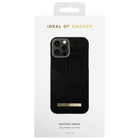 iDeal of Sweden Atelier Backcover Apple iPhone 12 (Pro) - Nightfall Croco