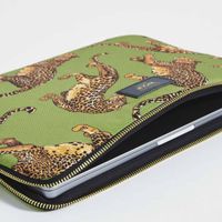 Wouf Daily Laptop Hoes 13-14 inch - Laptopsleeve - Olive Leopard