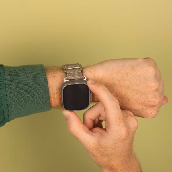 imoshion Nylon Alpine bandje Apple Watch Series 1 t/m 11 / SE / Ultra (44/45/46/49 mm) - Olive Green