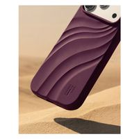 iDeal of Sweden Soft Swirl Silicone MagSafe Case Apple iPhone 16 - Velvet Plum