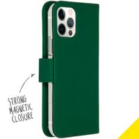Accezz Wallet Softcase Bookcase Apple iPhone 12 (Pro) - Groen