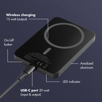 Selencia Vivid Powerbank 5,000 mAh - Wireless Powerbank - MagSafe and Qi - Black / Swirl Black