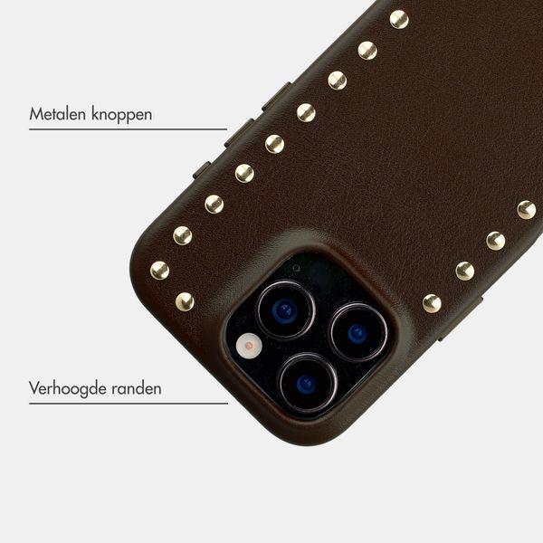 Selencia Studs Backcover met MagSafe Apple iPhone 16 Pro - Cacao Crush