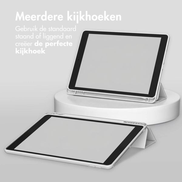 Accezz Smart Silicone Bookcase Apple iPad 9 (2021) 10.2 inch / iPad 8 (2020) 10.2 inch / iPad 7 (2019) 10.2 inch - Grijs